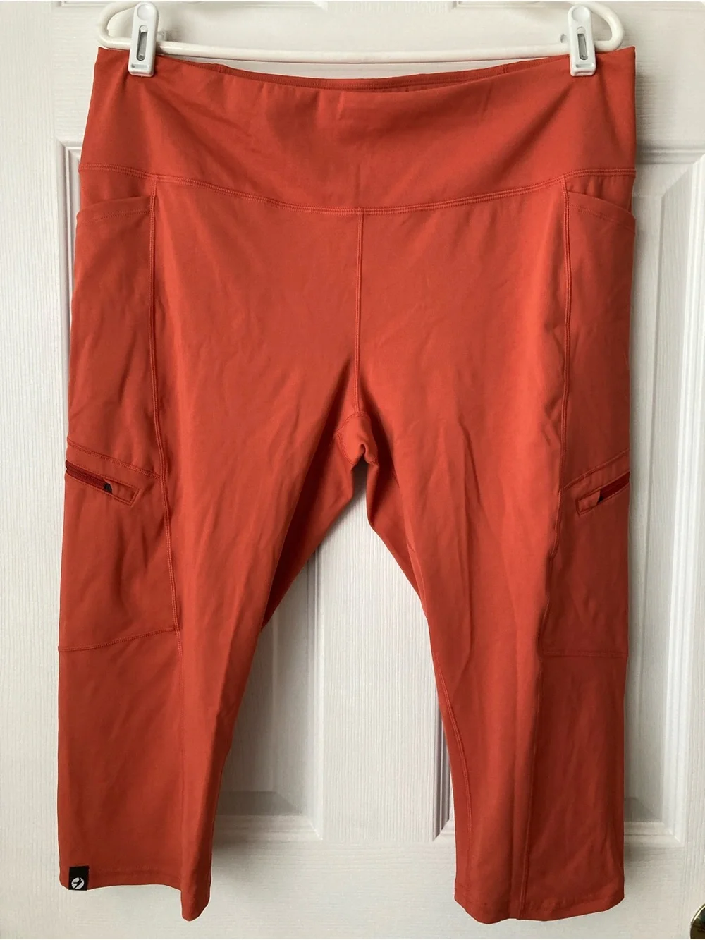 Oiselle terracotta women’s 16/18 Active Crop Leggings with Side Pockets